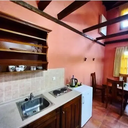 Amalia Apartment
